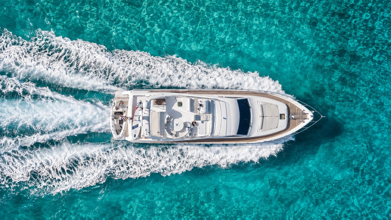 Ferretti 680