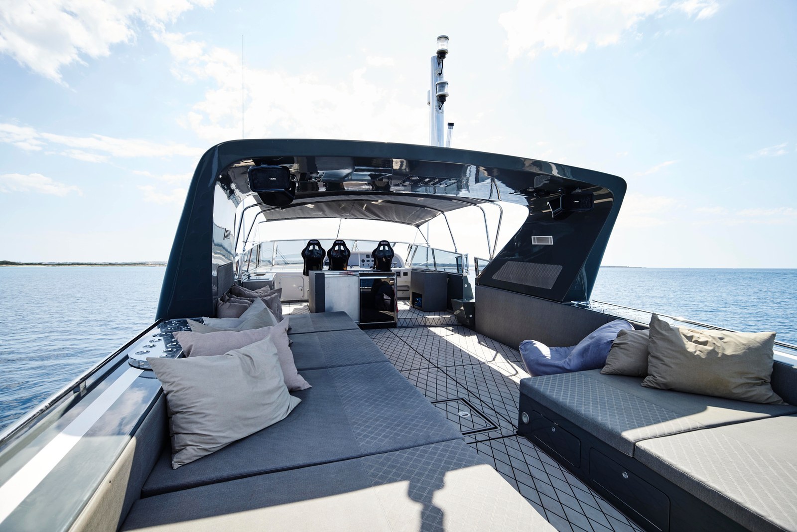 Mangusta 80 HH